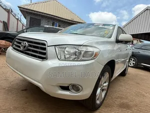 Toyota Highlander Limited 2010 Off white