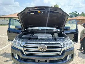 Toyota Land Cruiser 2021 Black