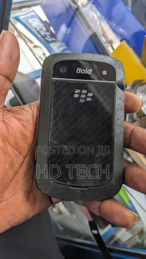 BlackBerry Bold Touch 9900 8 GB Black