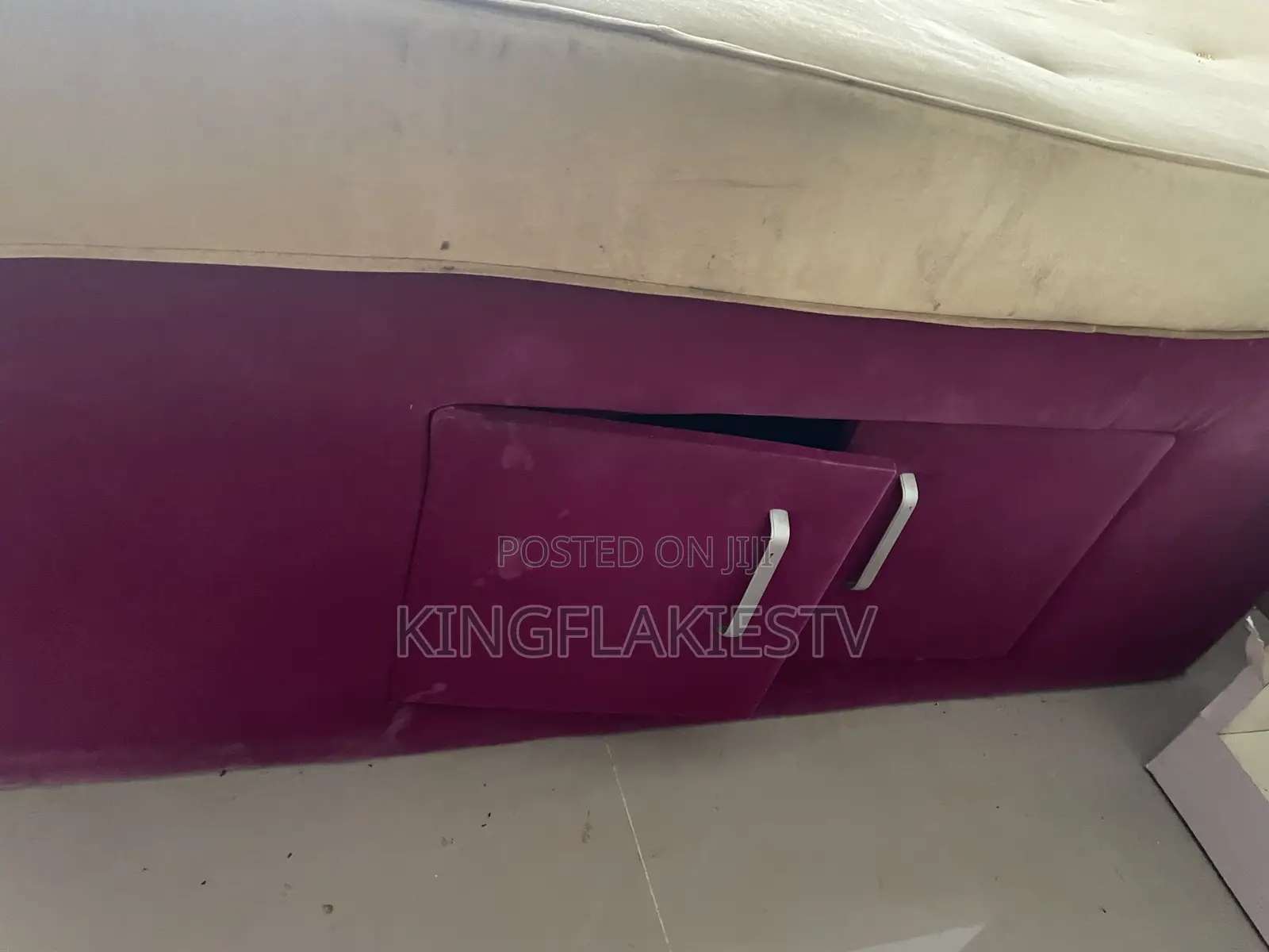 Massage Bed