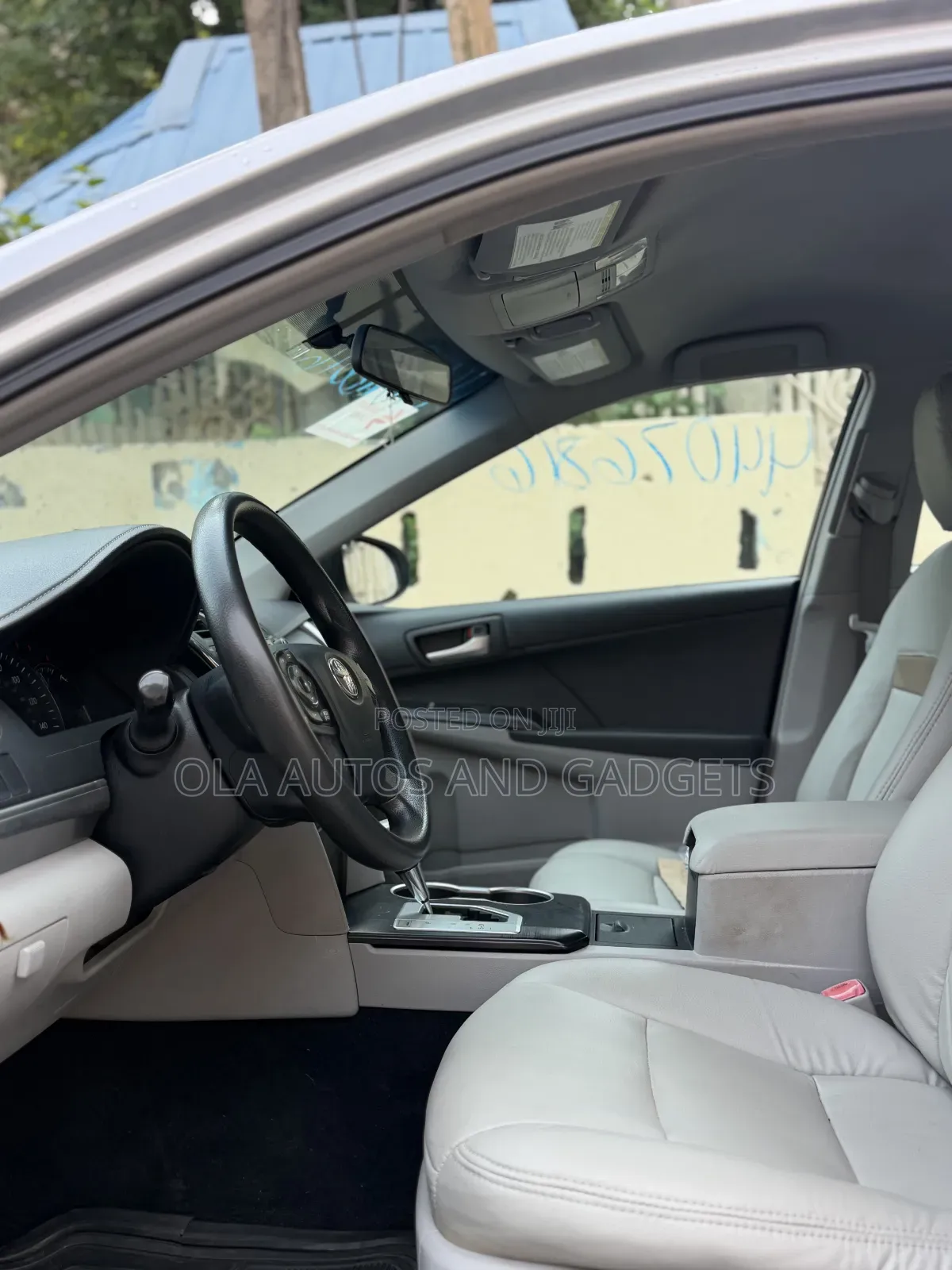Toyota Camry 2012 Silver