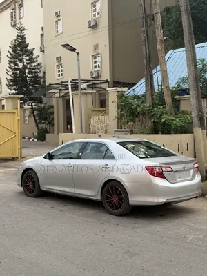 Toyota Camry 2012 Silver