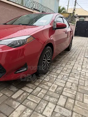 Toyota Corolla 2019 Red
