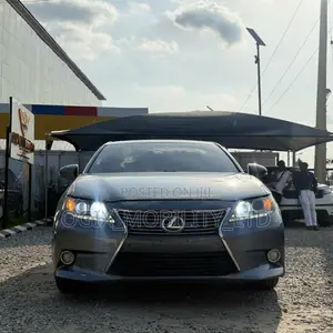 Lexus ES 2013 Gray