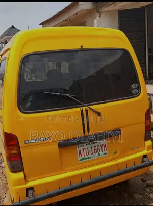 Suzuki APV Minibus 2012 Yellow