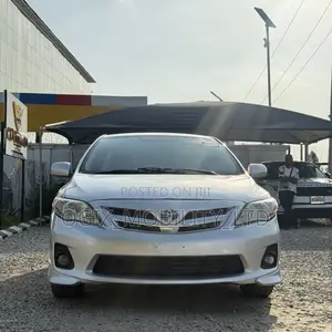 Toyota Corolla S 4dr Sedan (1.8L 4cyl 4A) 2012 Silver