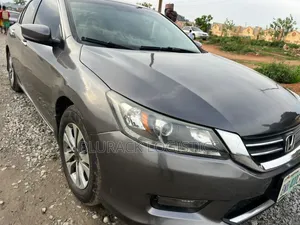 Honda Accord EX 4dr Sedan FWD (2.4L 4cyl 2A) 2013 Gray