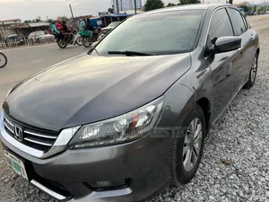 Honda Accord EX 4dr Sedan FWD (2.4L 4cyl 2A) 2013 Gray