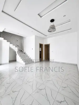 4bdrm Duplex in Vgc for rent