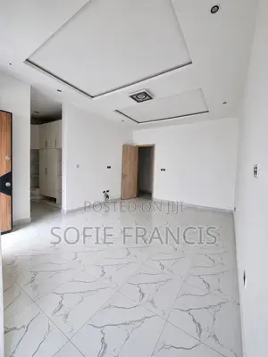 4bdrm Duplex in Vgc for rent