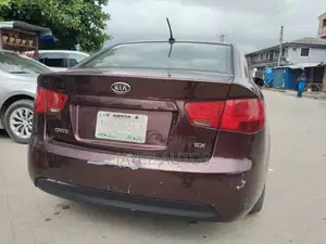 Kia Forte EX 2010 Burgundy