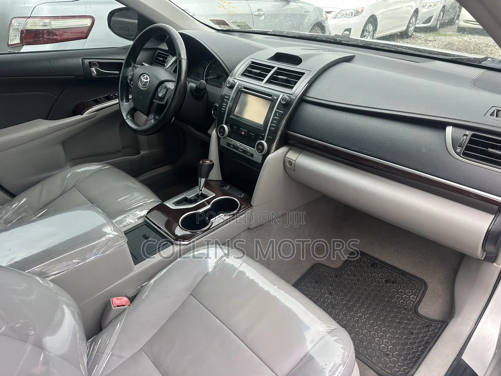 Toyota Camry 2014 Silver
