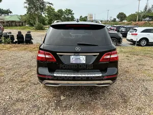 Mercedes-Benz M Class 2012 Black
