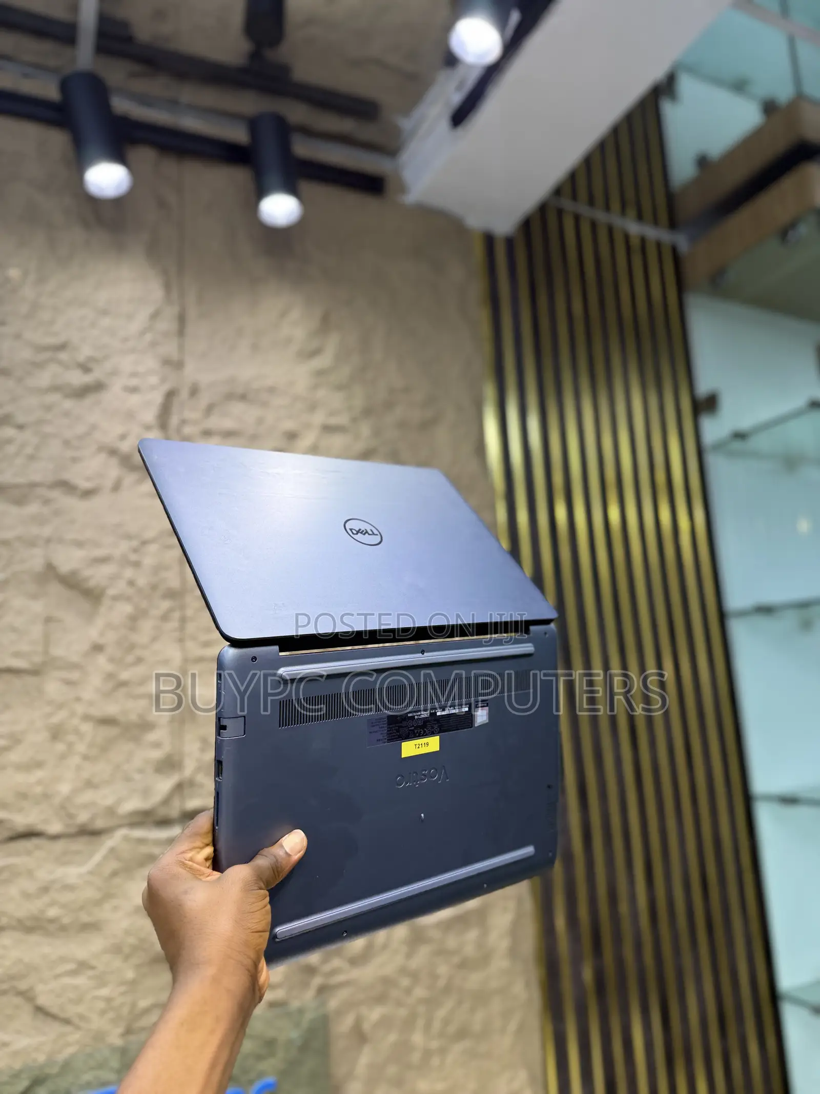Laptop Dell Vostro 5481 8GB Intel Core i5 SSD 256GB