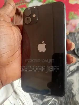 Apple iPhone 11 64 GB Black