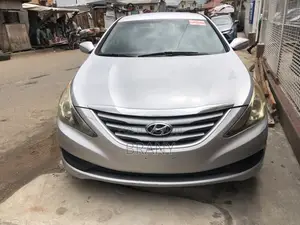 Hyundai Sonata GLS 4dr Sedan (2.4L 4cyl 6A) 2014 Silver