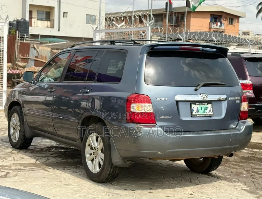 Toyota Highlander 2006 Blue