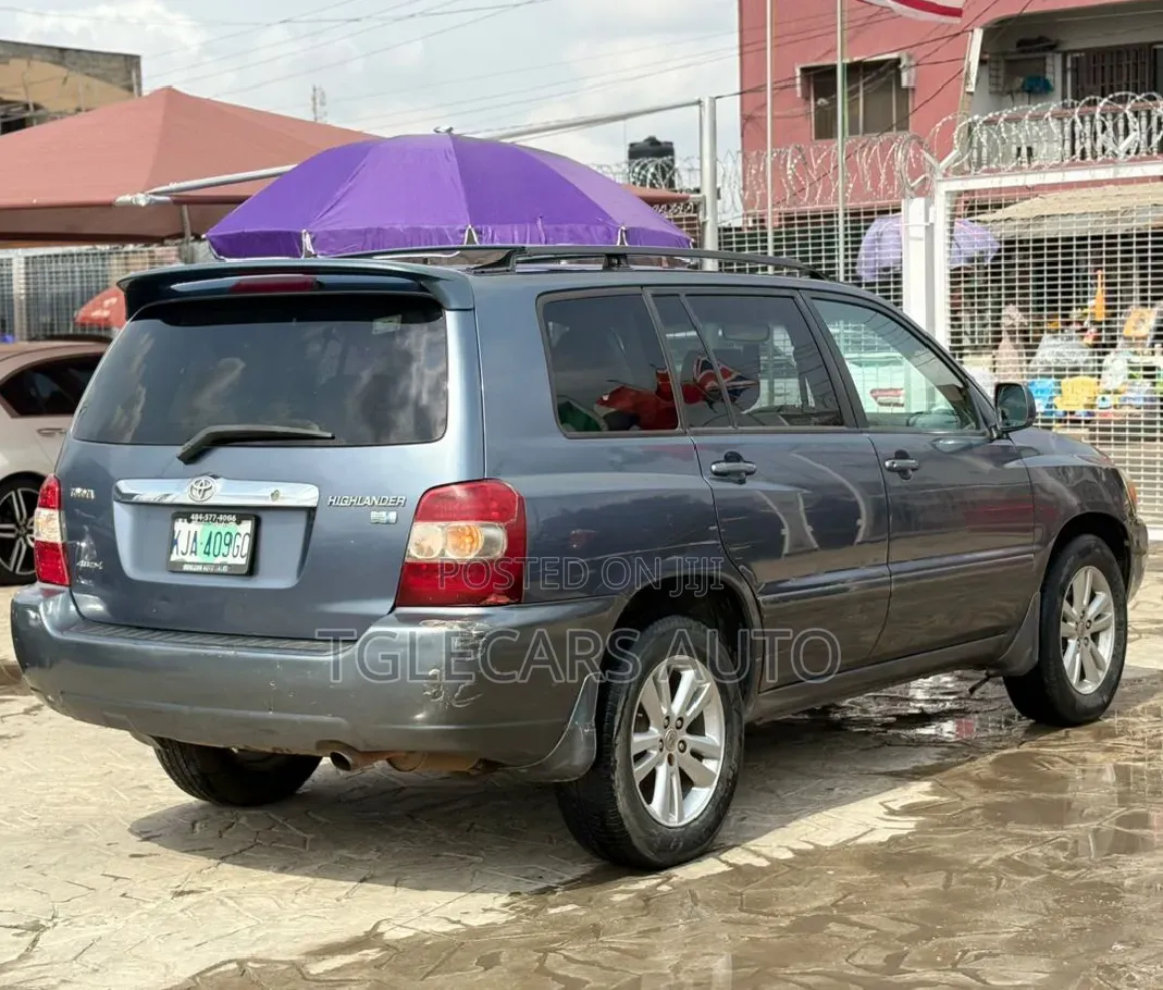 Toyota Highlander 2006 Blue