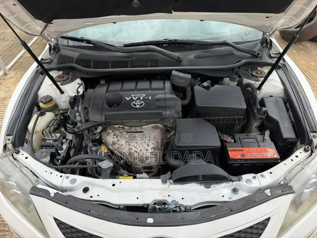 Toyota Camry 2010 White