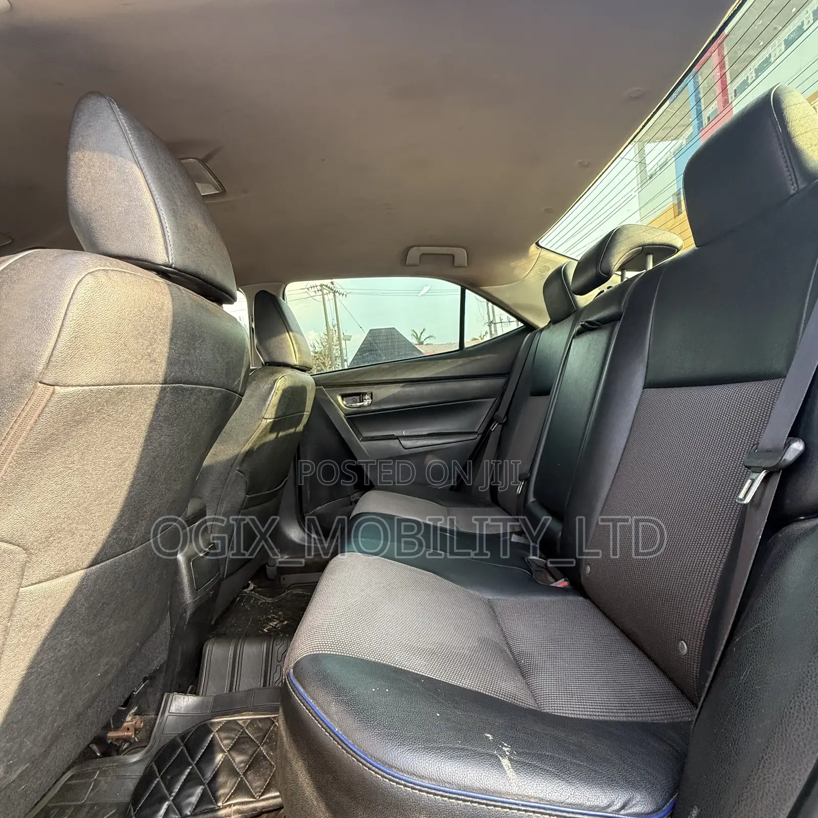 Toyota Corolla 2017 Gray
