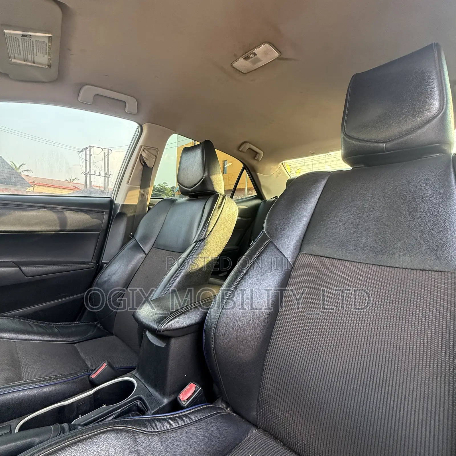 Toyota Corolla 2017 Gray