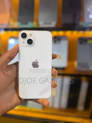 Apple iPhone 13 256 GB White