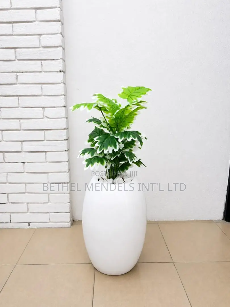 Luxury Artificial Plant With Decorative Vase