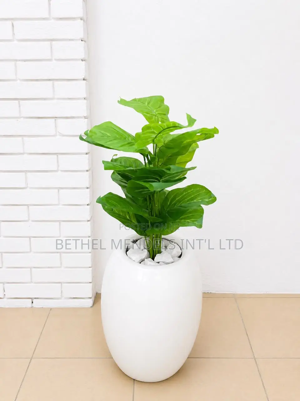 Luxury Artificial Plant With Decorative Vase