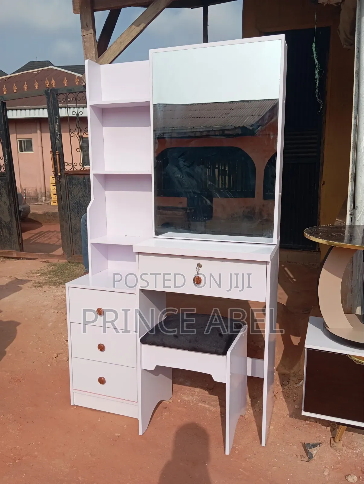 Dressing Mirror Table