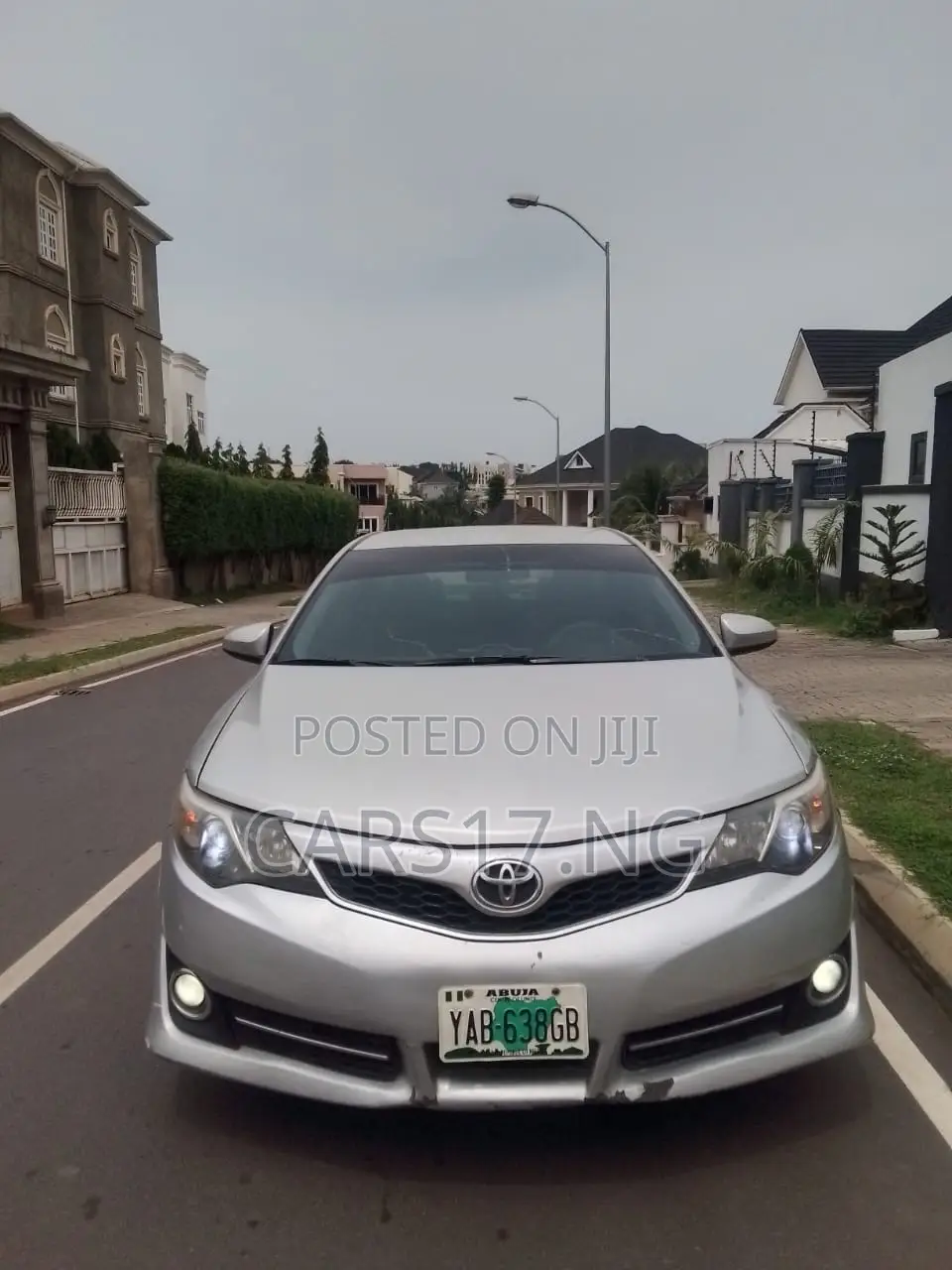 Toyota Camry 2013 Silver