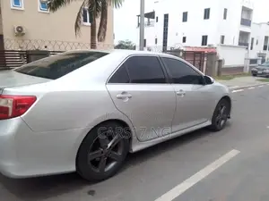 Toyota Camry 2013 Silver