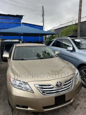Toyota Camry 2007 Gold