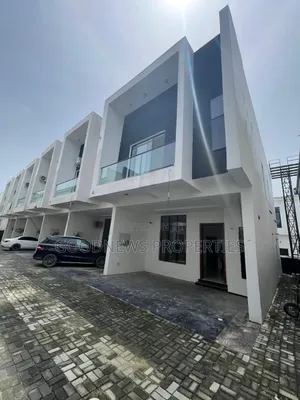 4bdrm Duplex in Ikota for sale