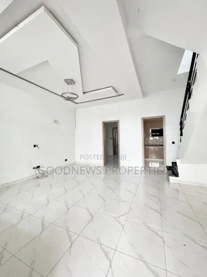 4bdrm Duplex in Ikota for sale