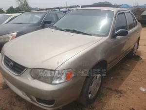 Toyota Corolla 2002 Gold