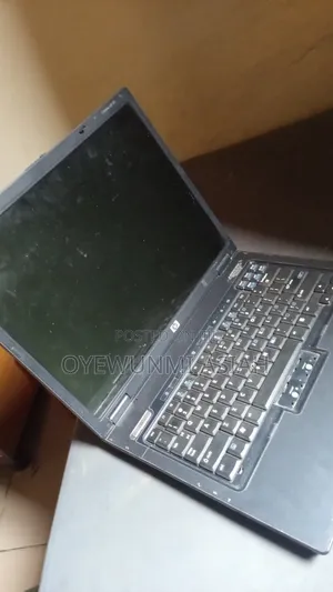 Laptop HP Compaq NX6120 3GB SSHD (Hybrid) 140GB