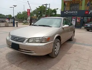 Toyota Camry 2002 Gold