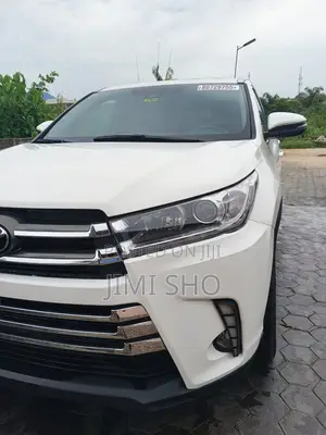 Toyota Highlander XLE 2019 White