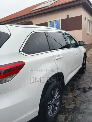 Toyota Highlander XLE 2019 White