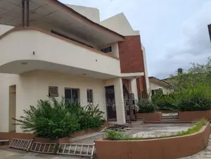5bdrm Duplex in Bodija for sale