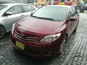 Toyota Corolla 2013 Red