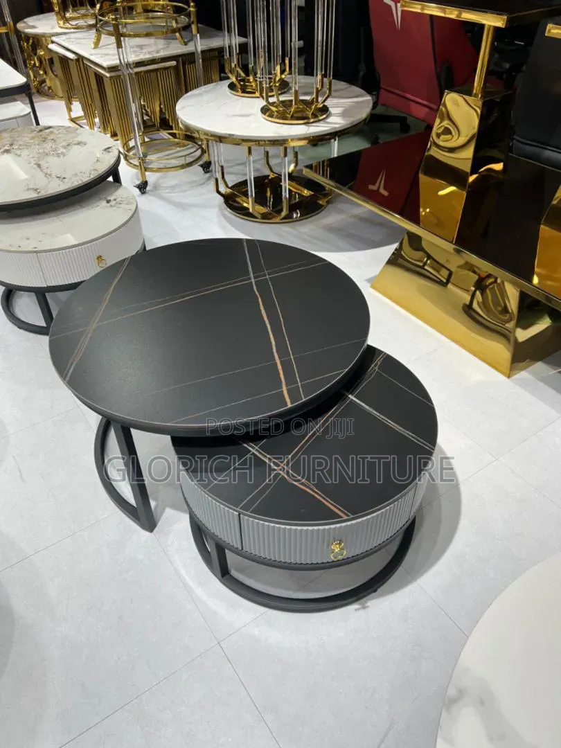 Round Nesting Coffee Table Set