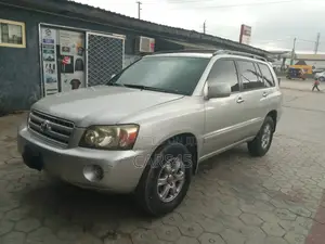 Toyota Highlander 2005 Silver
