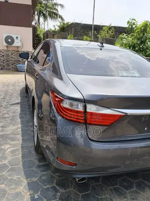 Lexus ES 2013 Gray