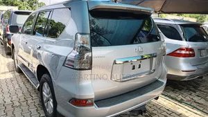 Lexus GX 2014 Silver