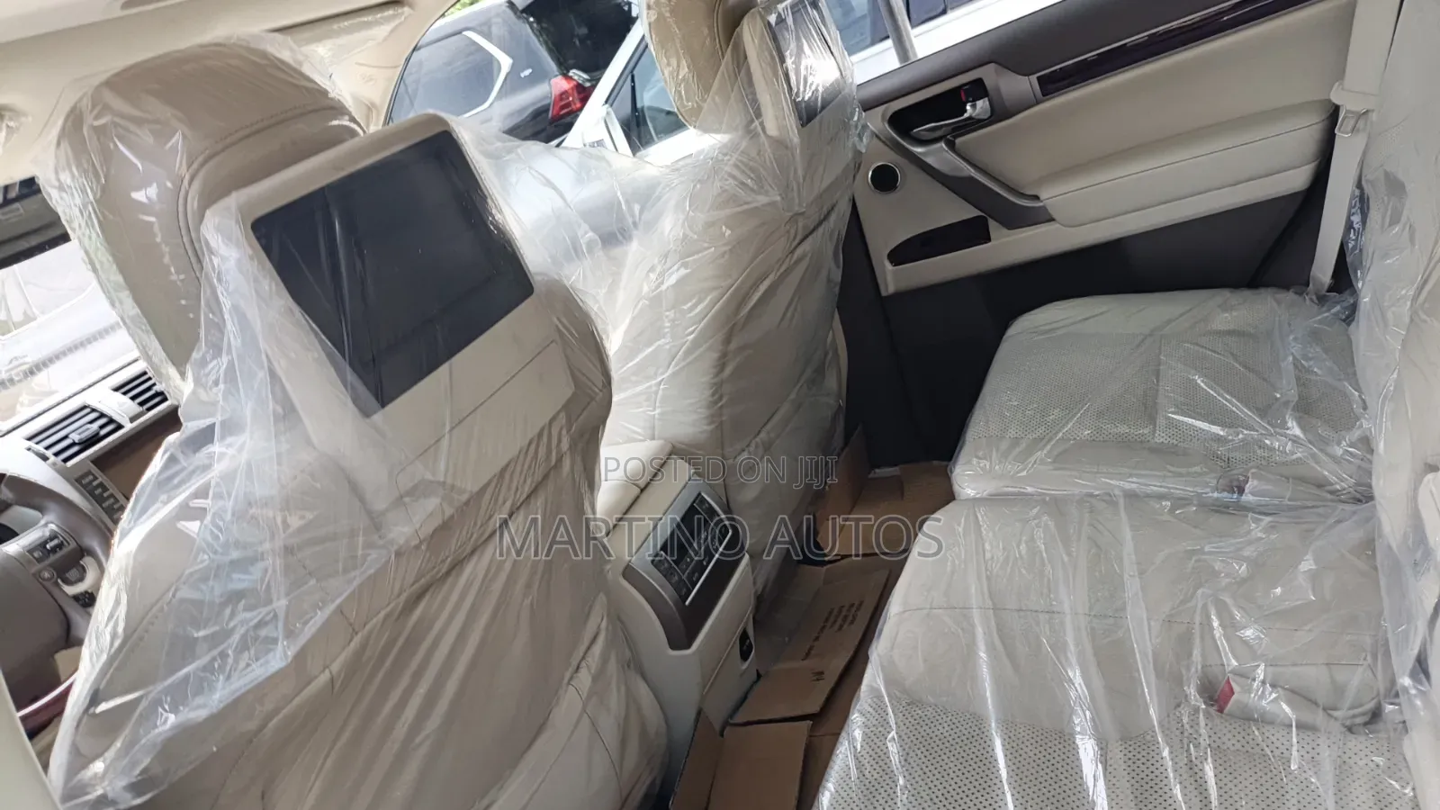 Lexus GX 2014 Silver