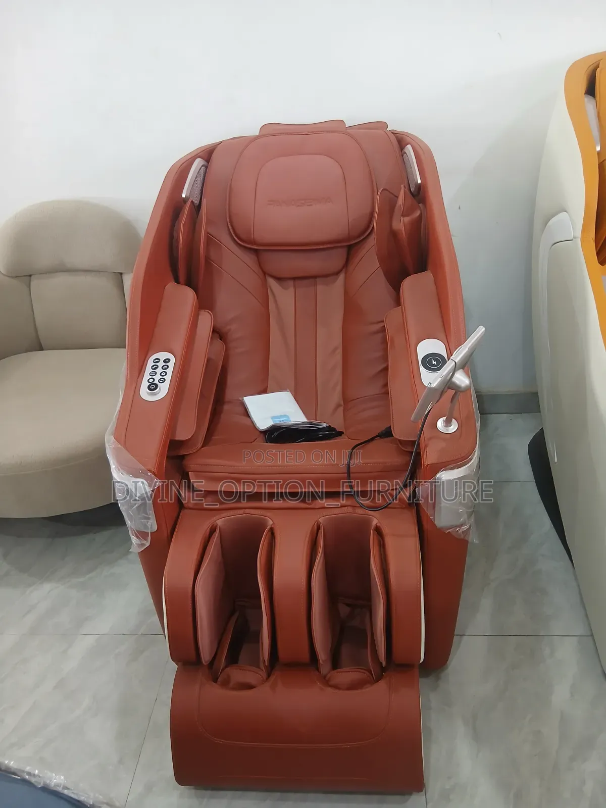 Messages Relaxing Chair