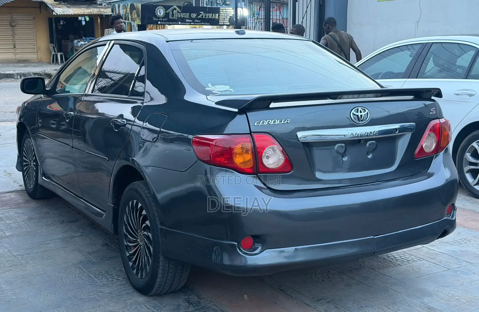 Toyota Corolla 2010 Gray
