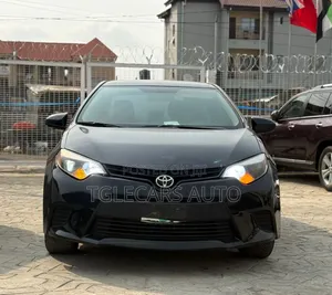 Toyota Corolla 2015 Black