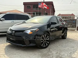 Toyota Corolla 2015 Black